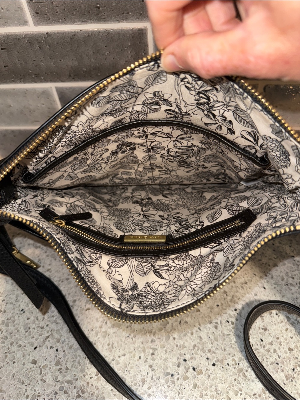 Vera Bradley Black Pebbled Leather Crossbody with Wallet - Picture 3 of 6